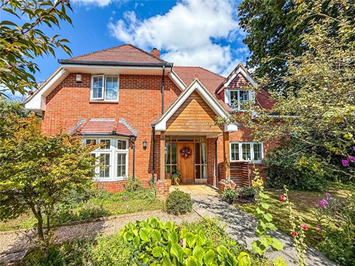5 Bedroom Detached House For Sale In Hurn Way, Christchurch, Dorset, BH23