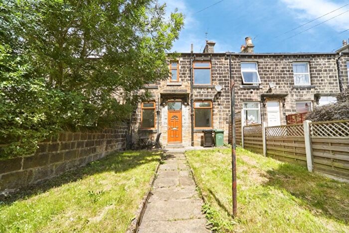 2 Bedroom Terraced House To Rent In Hawthorn Crescent, Yeadon, Leeds, LS19