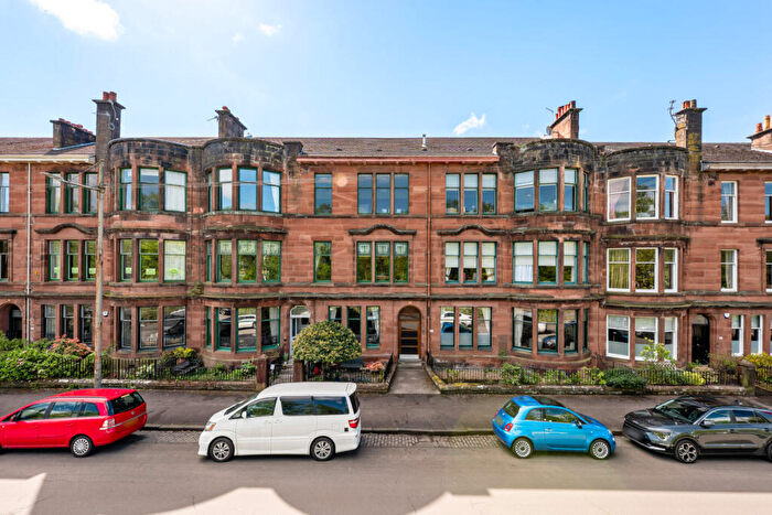 4 Bedroom Flat For Sale In /, Fotheringay Road, Pollokshields, G41