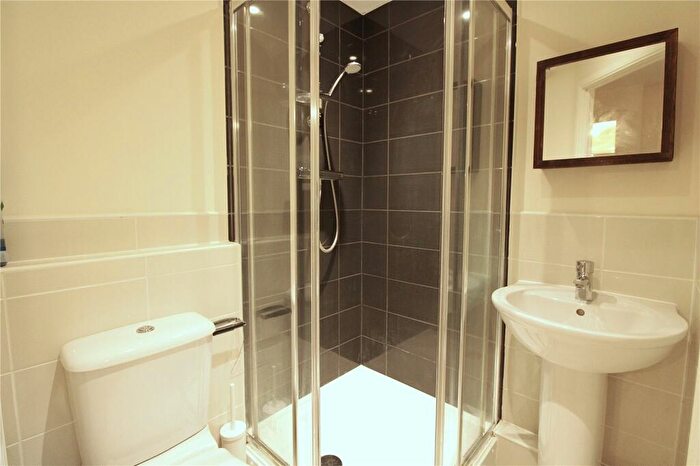 2 Bedroom Apartment To Rent In Hansen Gardens, Hedge End, Southampton, Hampshire, SO30
