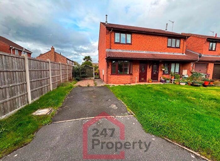 2 Bedroom Semi-Detached House To Rent In The Lidgett, Epworth, Doncaster, DN9