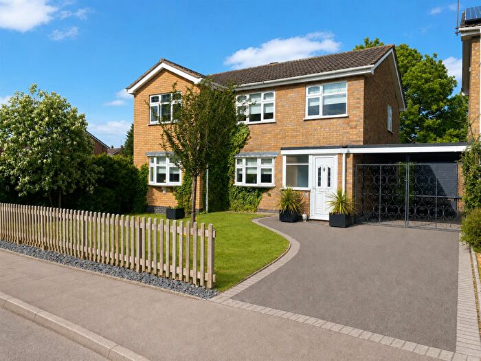 4 Bedroom Detached House For Sale In Hampton Close, Wigston, LE18