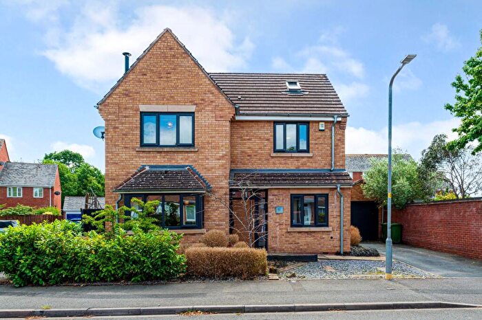 6 Bedroom Detached House For Sale In Ox Bow Way, Kidderminster, DY10