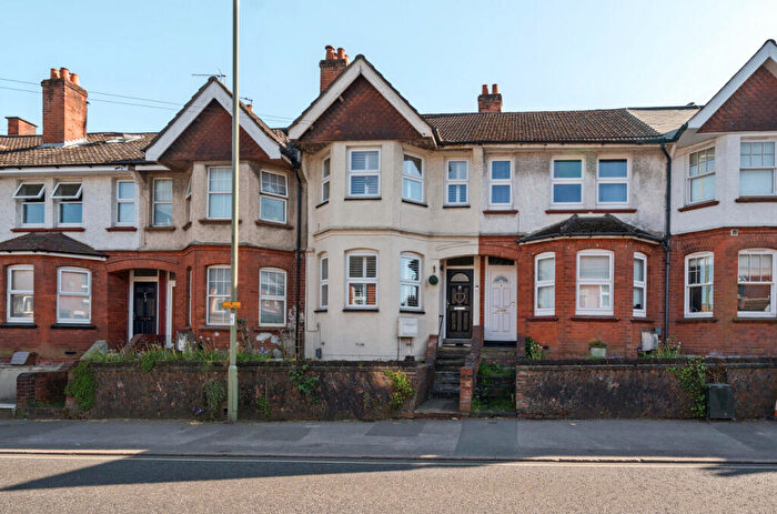 3 Bedroom Terraced House For Sale In Ash Road, Aldershot, Hampshire, GU12
