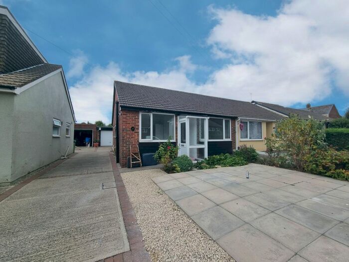 2 Bedroom Bungalow To Rent In Shaftesbury Avenue, Folkestone, CT19