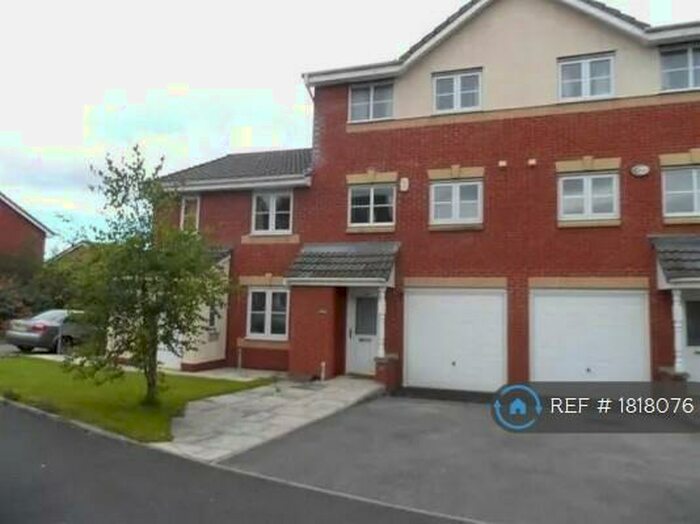 3 Bedroom Terraced House To Rent In Greendale Drive, Radcliffe, Manchester, M26