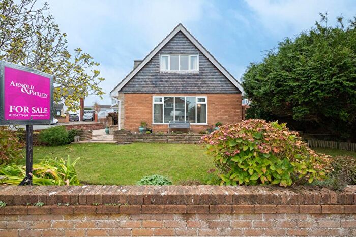4 Bedroom Detached House For Sale In Chatsworth Road, Southport, PR8