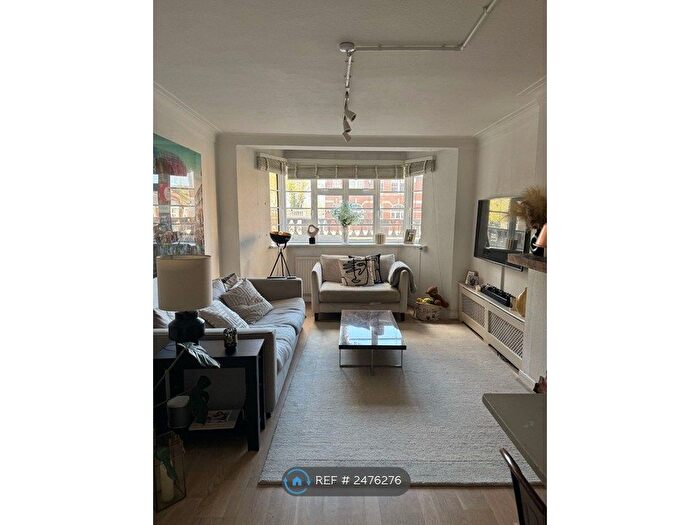 3 Bedroom Flat To Rent In Streatham High Road, London, SW16