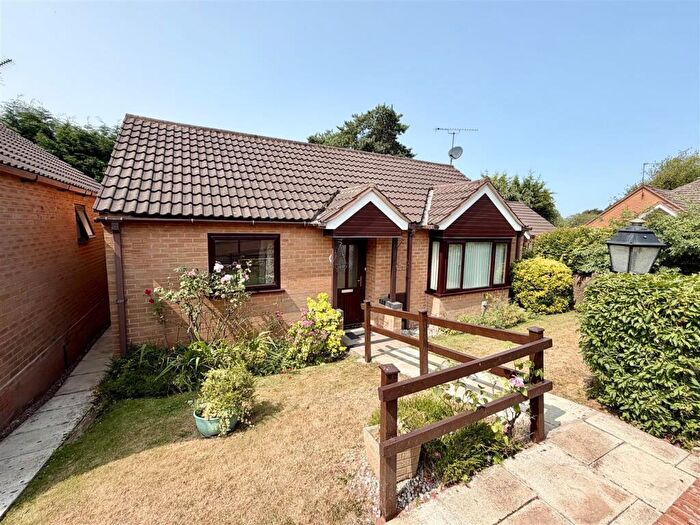 2 Bedroom Bungalow For Sale In Cheyne Gardens, Hall Green, Birmingham, B28