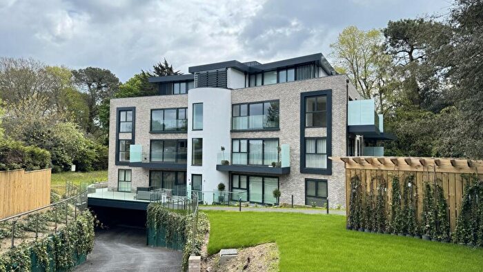 2 Bedroom Apartment For Sale In Martello Road South, Canford Cliffs, BH13