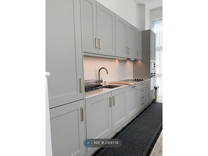 2 Bedroom Flat To Rent In London Road, Barking, IG11