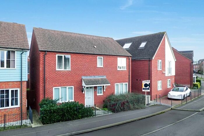 4 Bedroom Detached House For Sale In Harmans Cross, Broughton, Milton Keynes, MK10