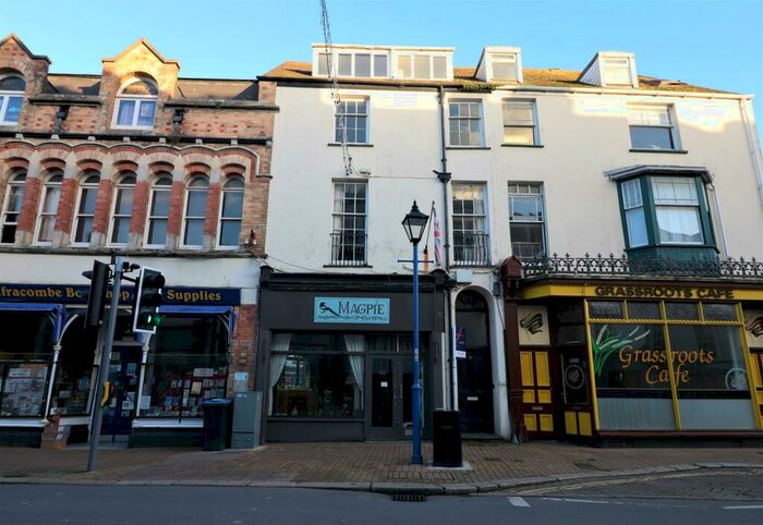 1 Bedroom Flat To Rent In Flat, High Street, EX34