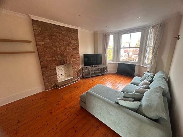 1 Bedroom Flat To Rent In Hervey Road, SE3