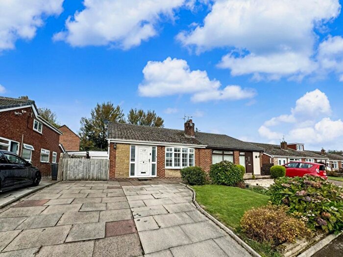 2 Bedroom Semi-Detached Bungalow For Sale In Salisbury Road, Radcliffe, M26