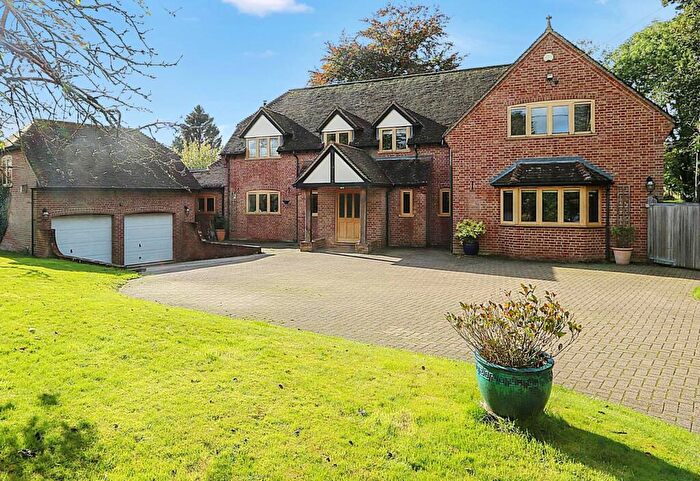 5 Bedroom Detached House To Rent In Blandys Lane, Upper Basildon, RG8