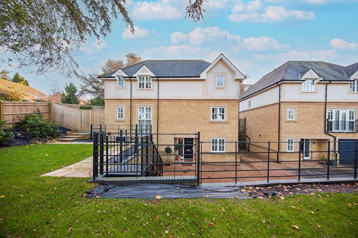 4 Bedroom Detached House To Rent In Broadcroft, Tunbridge Wells, TN2