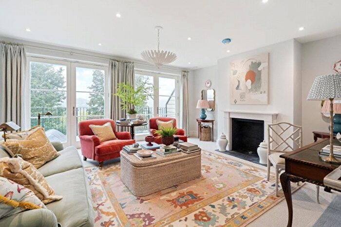 5 Bedroom Terraced House For Sale In House Bridgetower Drive, Holburne Park, Warminster Road, Bath, BA2