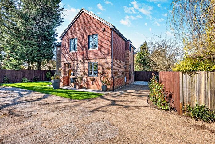 4 Bedroom Detached House For Sale In Old Bull Mews, High Street, Brasted, Westerham, TN16