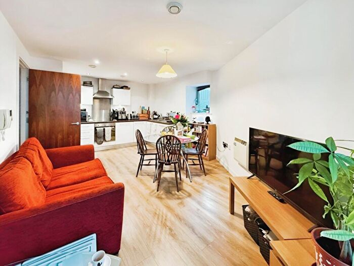 1 Bedroom Flat To Rent In Great George Street, Leeds, West Yorkshire, LS1