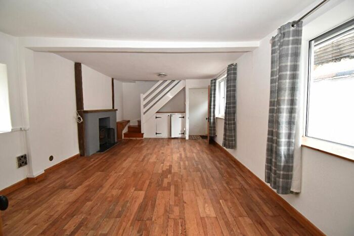 6 Bedroom Terraced House For Sale In Market Street, Hatherleigh, Okehampton, EX20