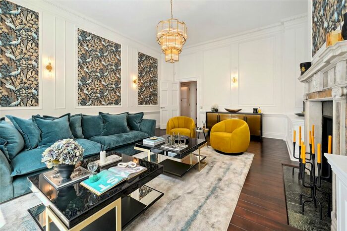 3 Bedroom Flat To Rent In Wimpole Street, London, W1G