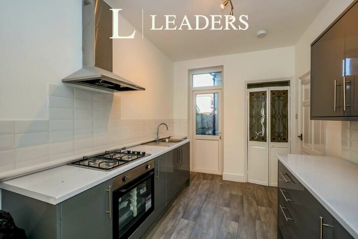 3 Bedroom Terraced House To Rent In Queens Road, Portsmouth, PO2