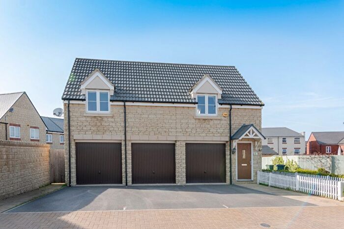 2 Bedroom Detached House To Rent In Bowood Drive, Brockworth, Gloucester, GL3