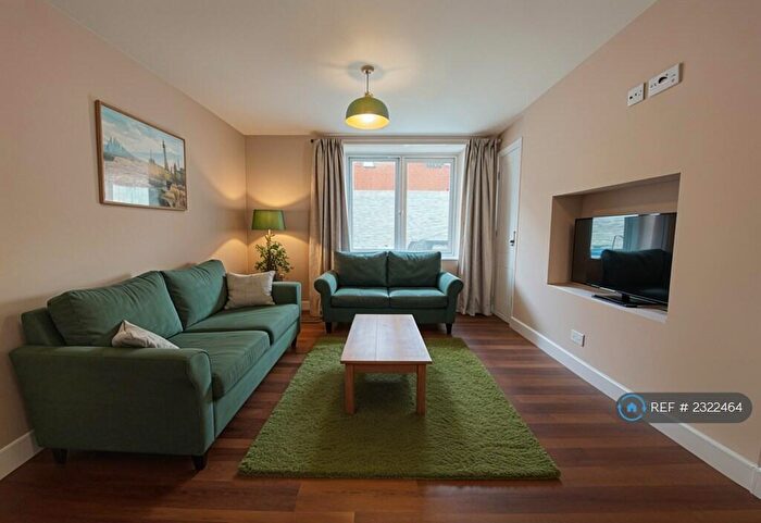 3 Bedroom Semi-Detached House To Rent In Grosvenor Street, Barnstaple, EX32