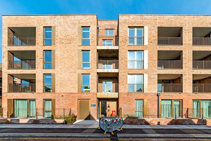 1 Bedroom Flat To Rent In The Oakwood, Colina Road, London, N15