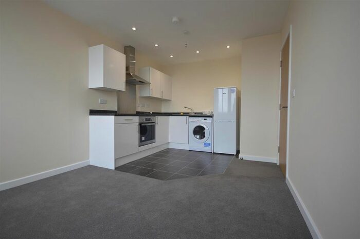 1 Bedroom Flat To Rent In St. Georges Retail Park, St. Georges Way, Leicester, LE1