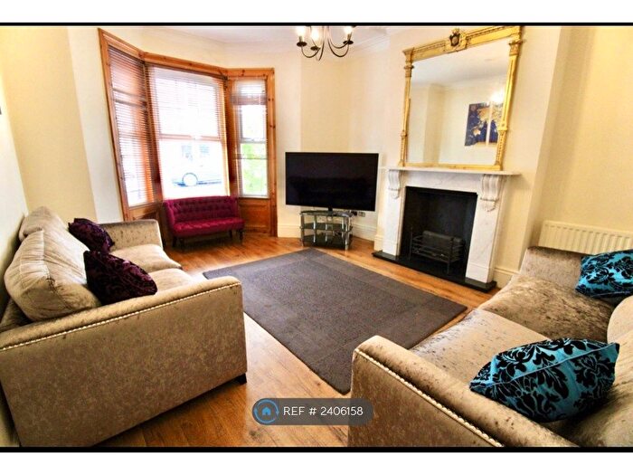 6 Bedroom Terraced House To Rent In St. Georges Terrace, Jesmond, Newcastle Upon Tyne, NE2