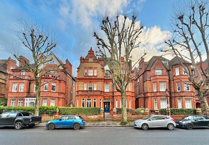 1 Bedroom Apartment To Rent In Lyndhurst Gardens, London, NW3