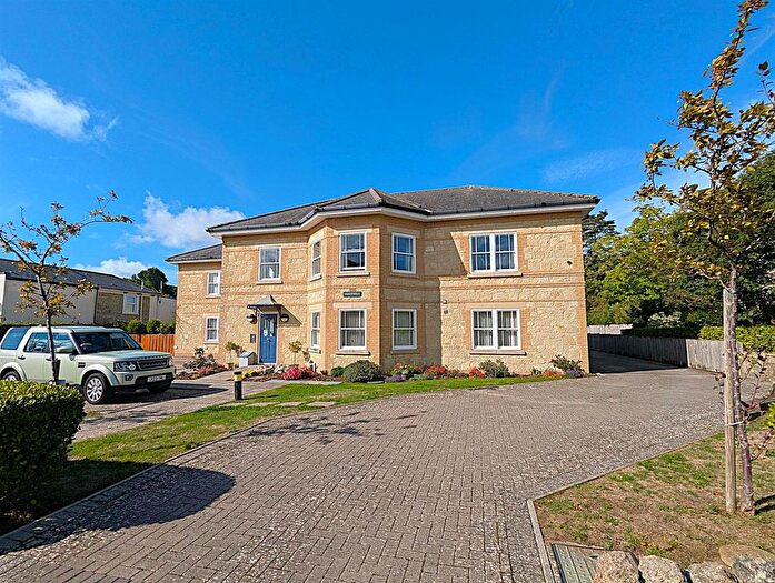 1 Bedroom Flat For Sale In Highfield Road, Shanklin, PO37