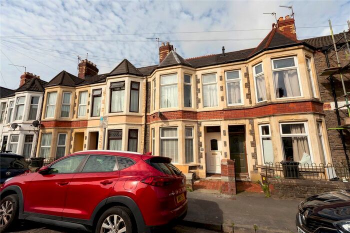 1 Bedroom Flat To Rent In Inverness Place, Roath, Cardiff, CF24