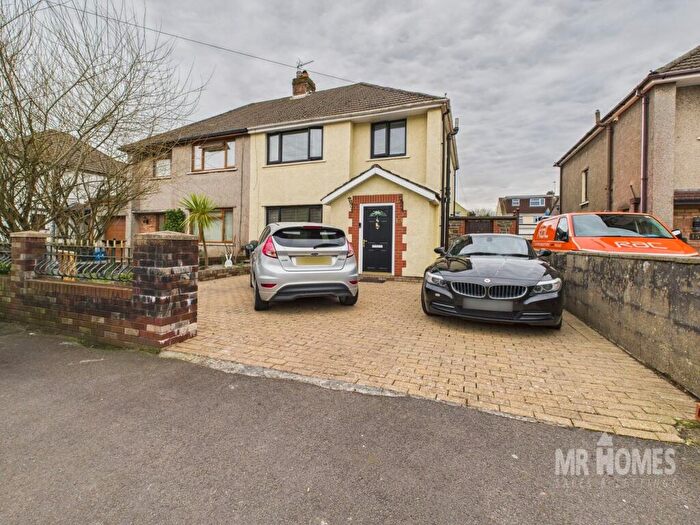 4 Bedroom Semi Detached House For Sale In The Sanctuary, Culverhouse Cross, Cardiff, CF5