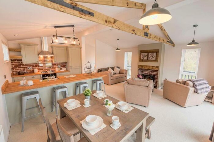 2 Bedroom Lodge For Sale In Tedburn St Mary, Exeter, EX6