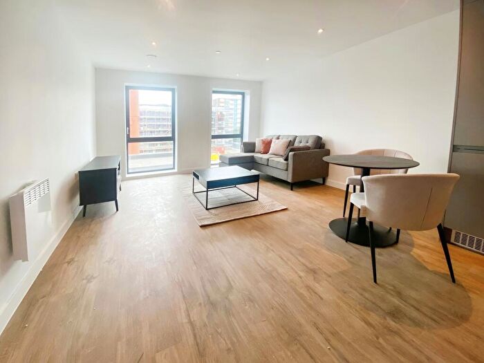 1 Bedroom Apartment To Rent In Phoenix, Saxton Lane, Leeds, LS9