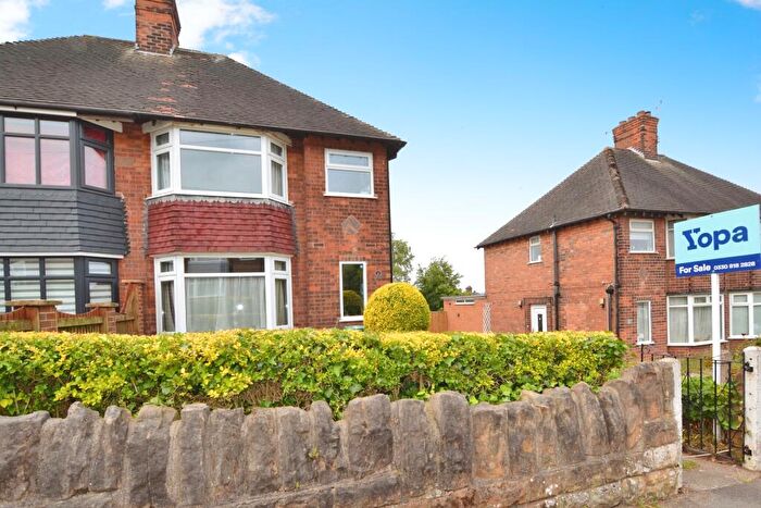 2 Bedroom Semi Detached House For Sale In Rockford Road, Nottingham, NG5