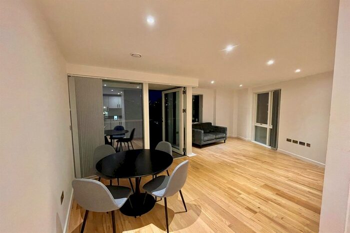 2 Bedroom Flat To Rent In Appold Court, Godfrey Place, E2