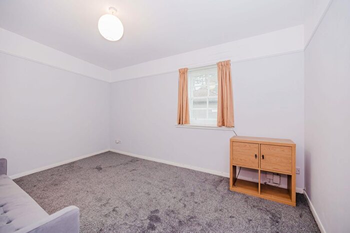 1 Bedroom Cottage To Rent In Bonnyhaugh Lane, Edinburgh, EH6