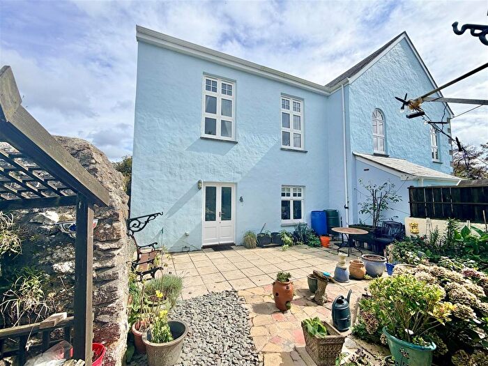 3 Bedroom Semi Detached House For Sale In Meadow Court, Stithians, Truro, TR3