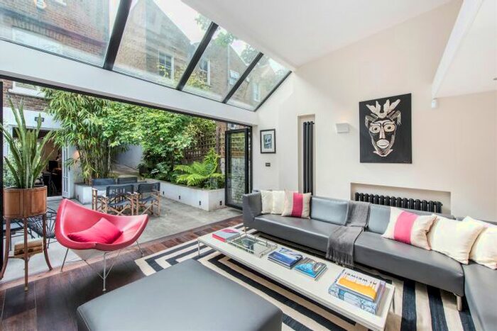 4 Bedroom End Of Terrace House To Rent In Greenside Road, Chiswick, London, W12