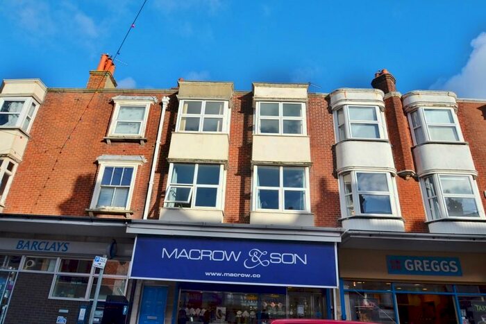 2 Bedroom Flat To Rent In Swanage, BH19
