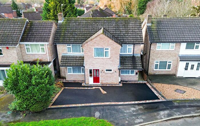 4 Bedroom Detached House For Sale In Beech Road, Oadby, Leicester, LE2