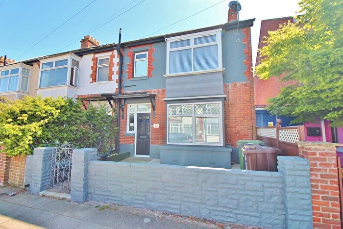 3 Bedroom End Of Terrace House For Sale In Mayfield Road, North End, PO2