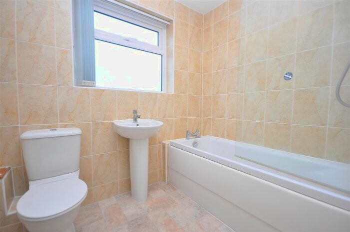 2 Bedroom Detached House To Rent In Long Ridge Lane, Upper Poppleton, York, YO26