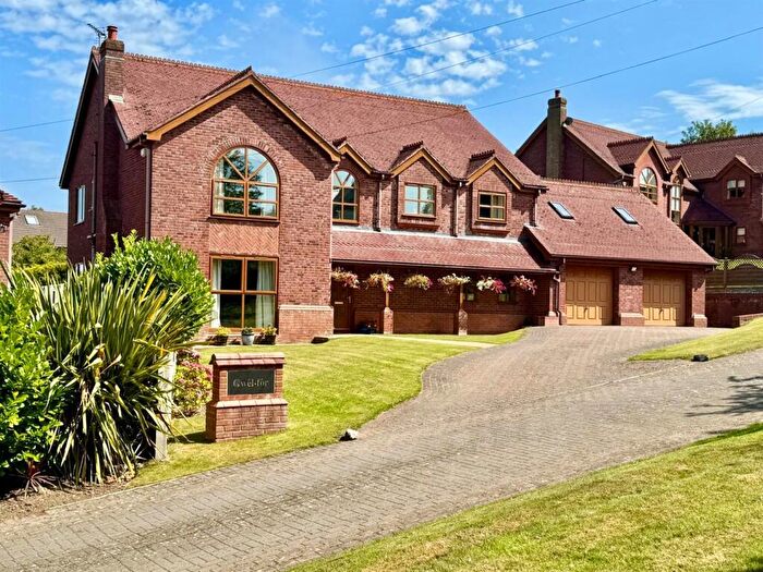 5 Bedroom House For Sale In Honeysuckle Lane, Colwyn Bay, LL28