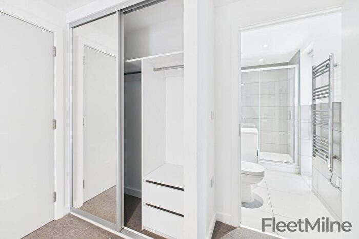 2 Bedroom Apartment To Rent In Lionel Street, B3