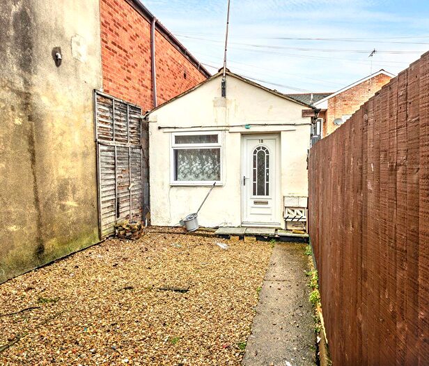 2 Bedroom Bungalow For Sale In (B) Melbourne Street West, Gloucester, GL1